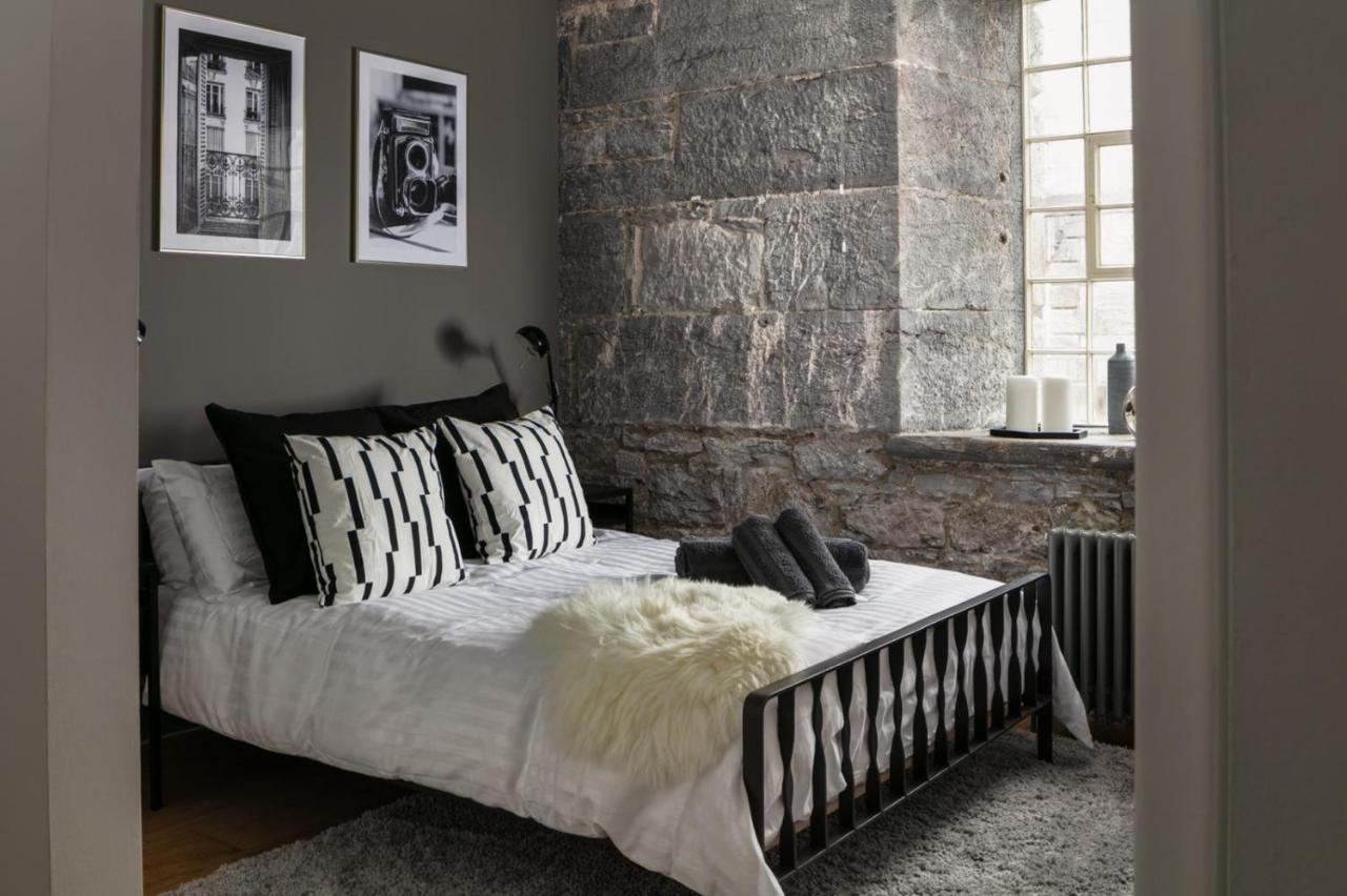 Two-Bedroom Apartment At Royal William Yard, Плимът Екстериор снимка